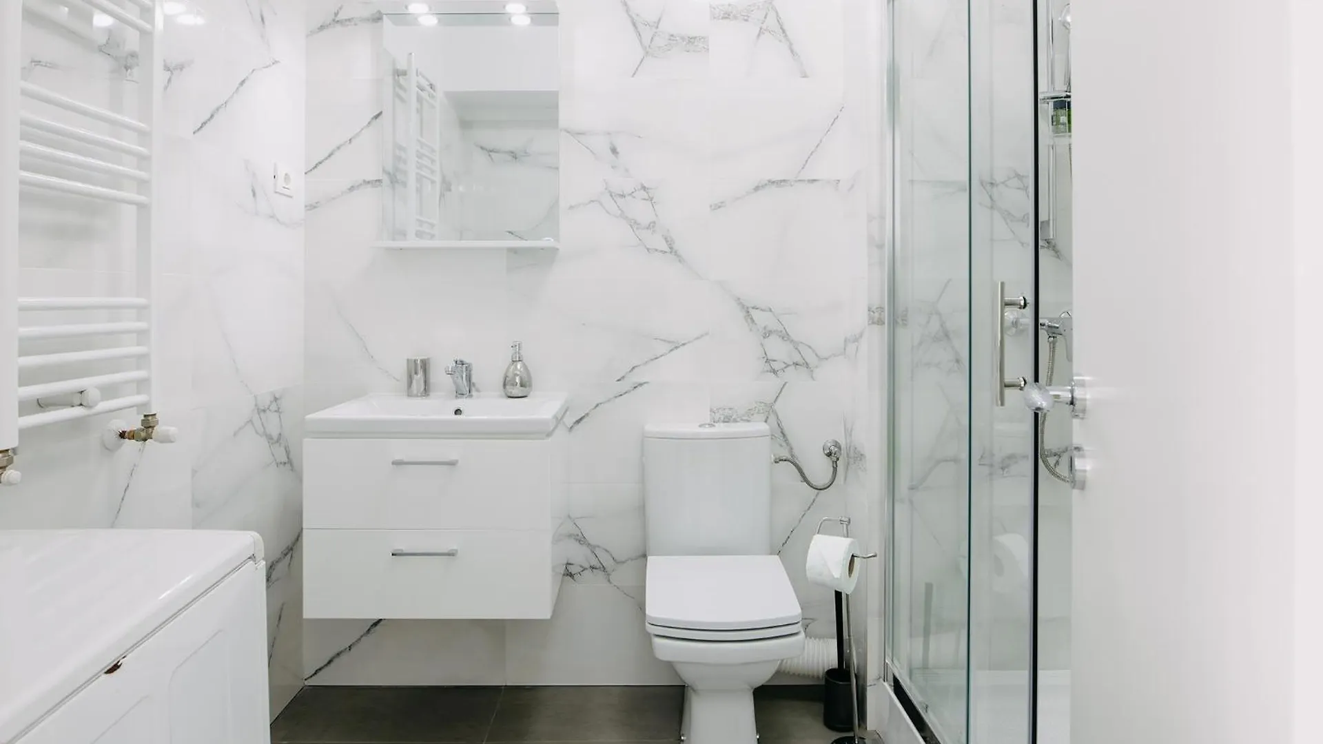 Stepo Sunset Apartment Bucureşti