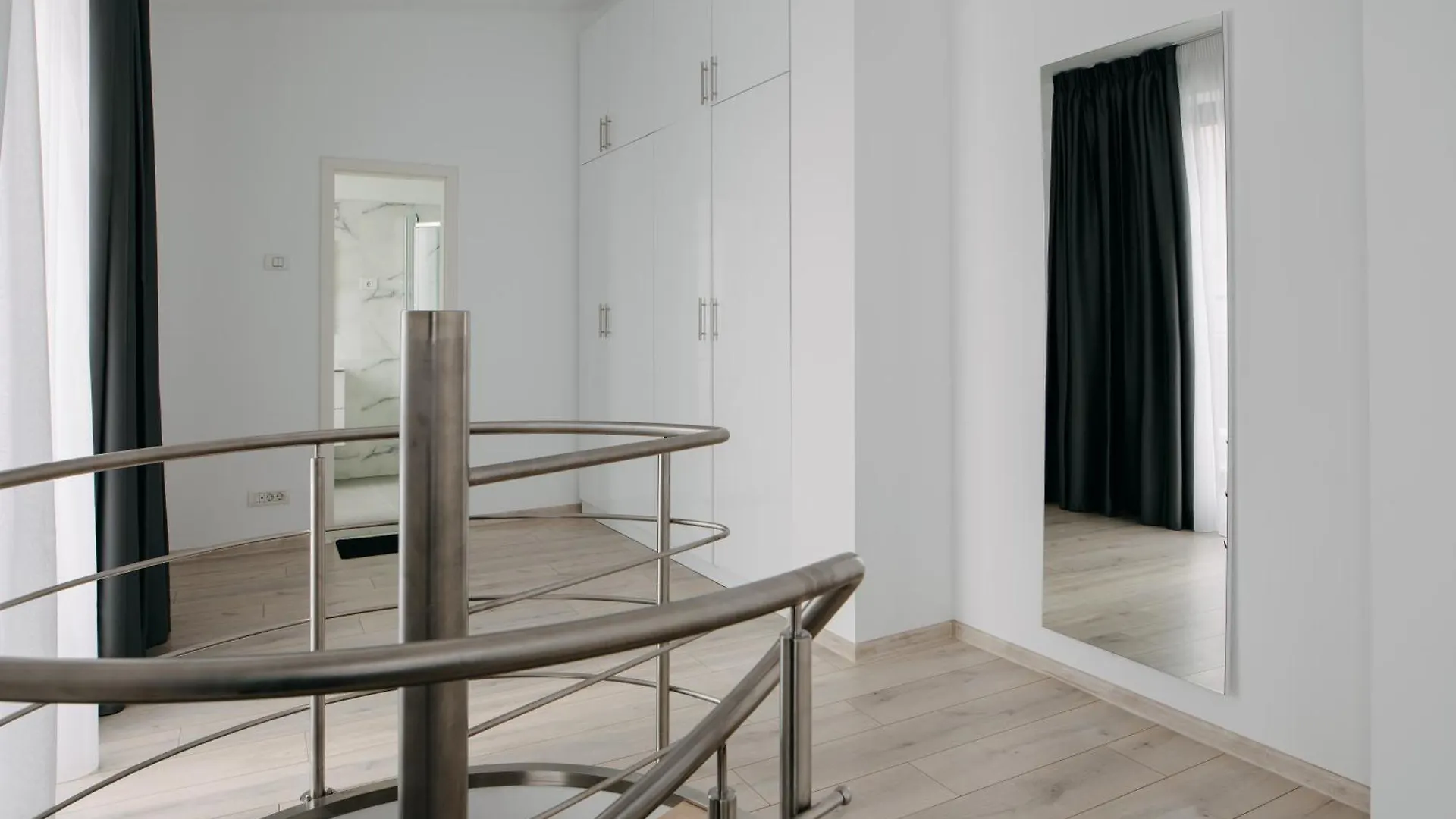 Stepo Sunset Apartment Bucureşti