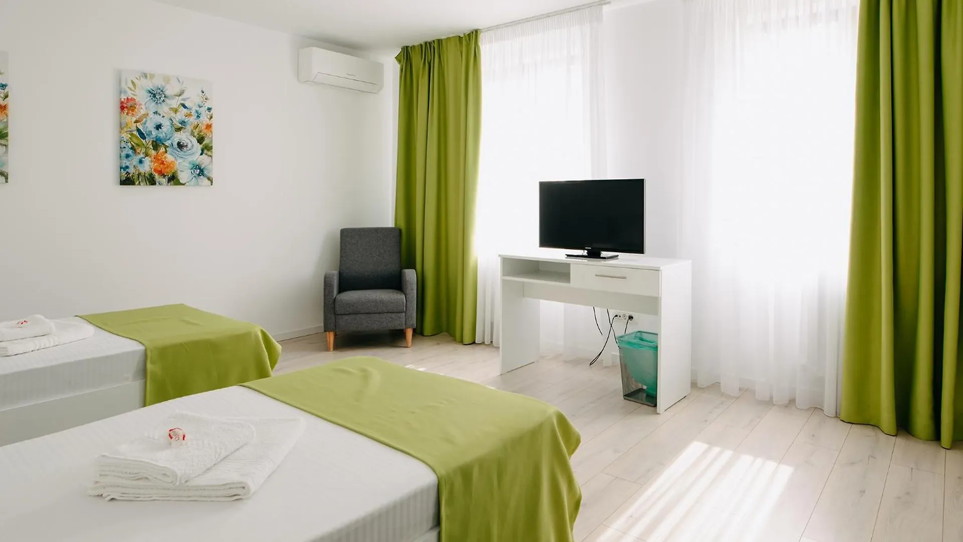 Stepo Sunset Apartment Bucureşti