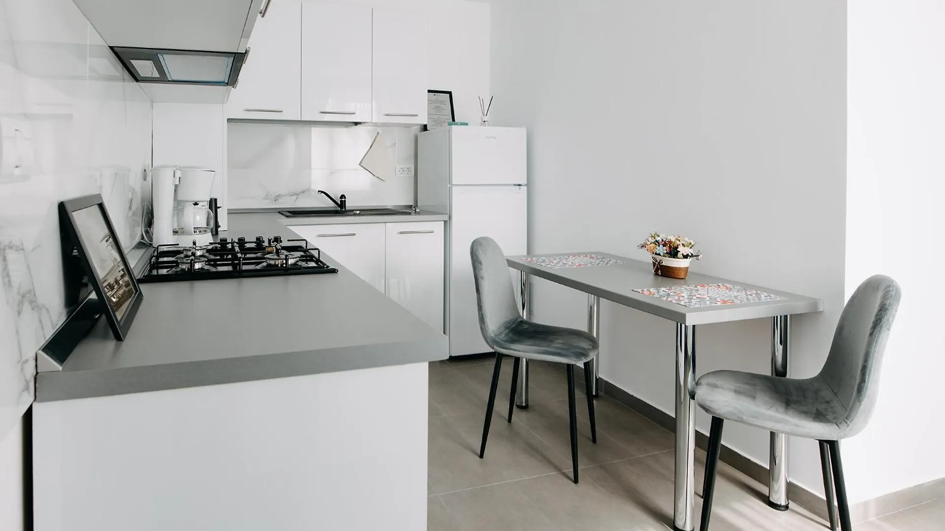Stepo Sunset Apartment Bucureşti